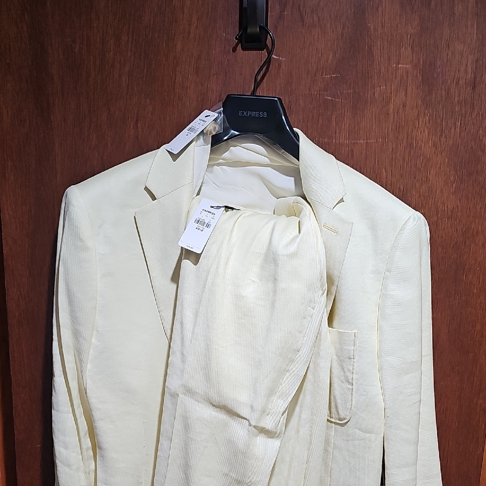 Express Cream Blazer